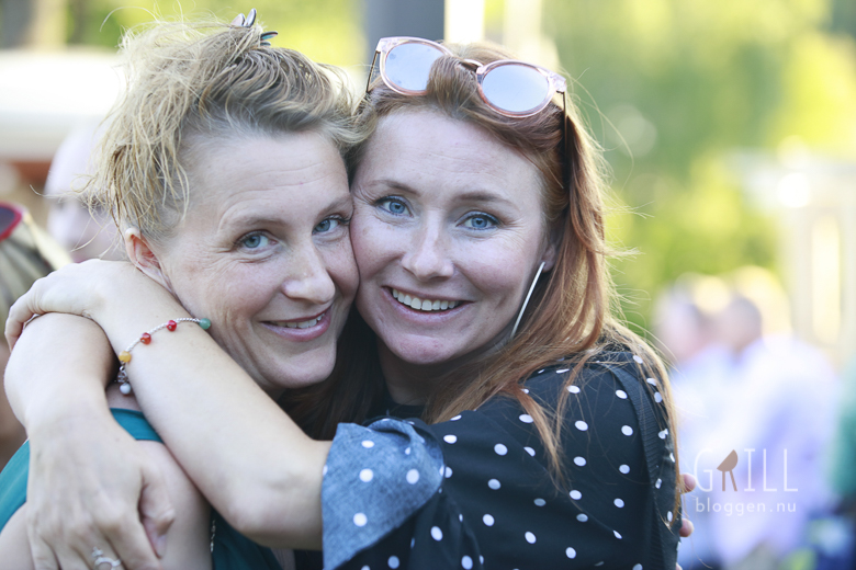 11A1761 arets stora grillfest 2018 Sigrid Barany och Sandra Charléz